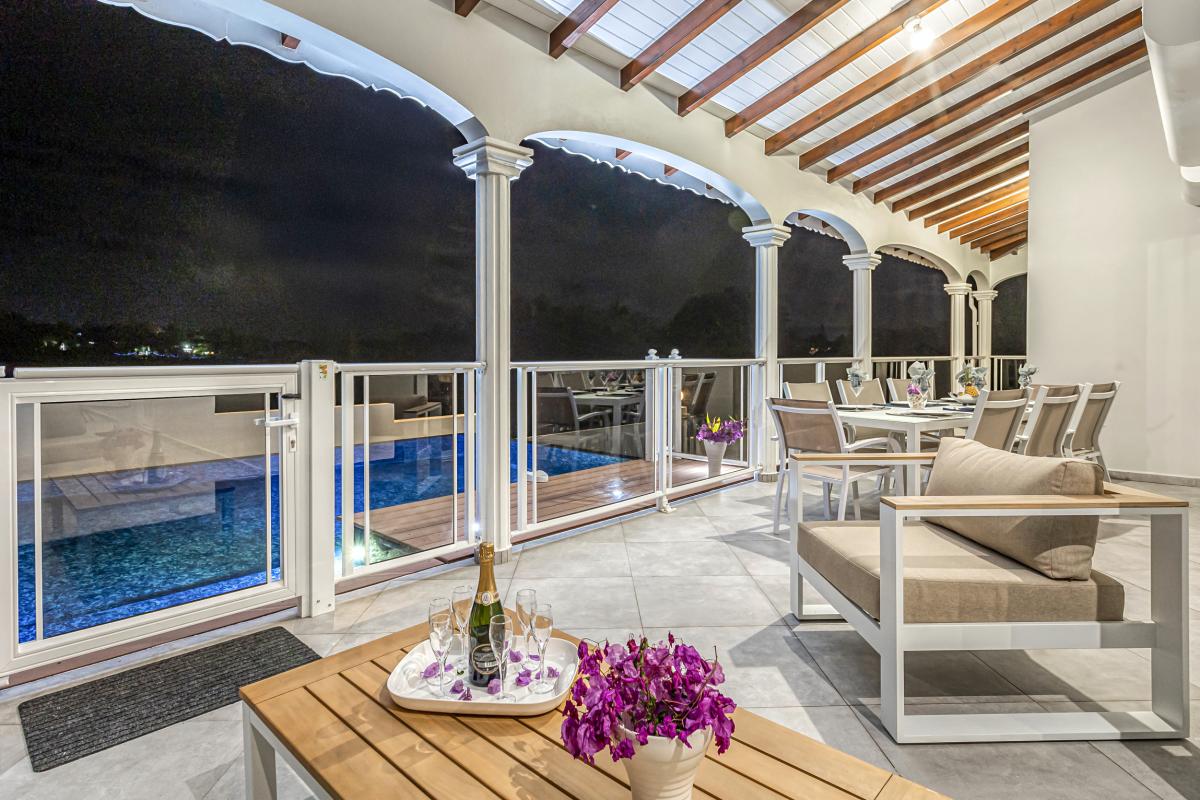 48.Location villa piscine le moule guadeloupe_De Nuit